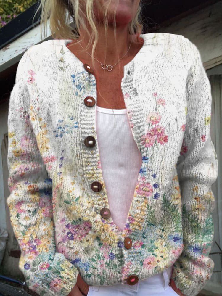 Leigh | Vintage Flower Art Print Buttoned Cardigan Sweater