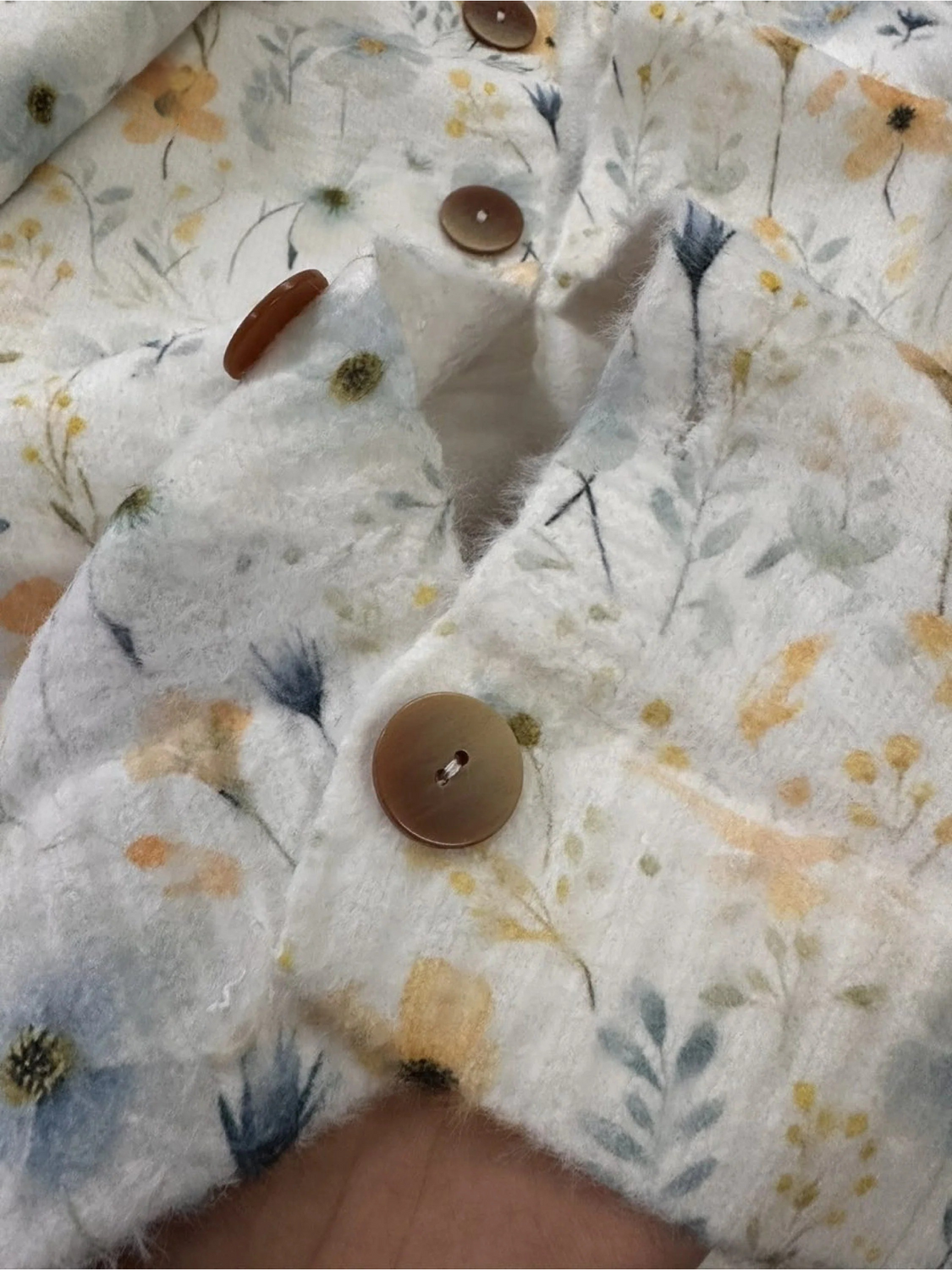 Lora | Lovely Meadows Floral Pattern Printed Buttoned Cardigan Sweater