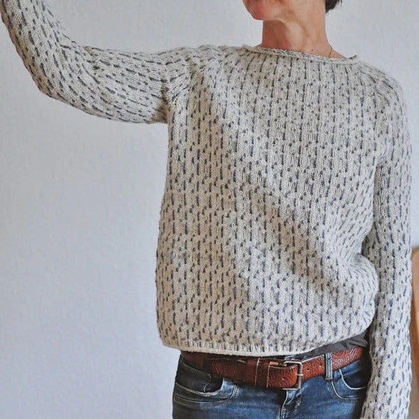 Victoria | Elegant Gray Sweater with Boat Neckline