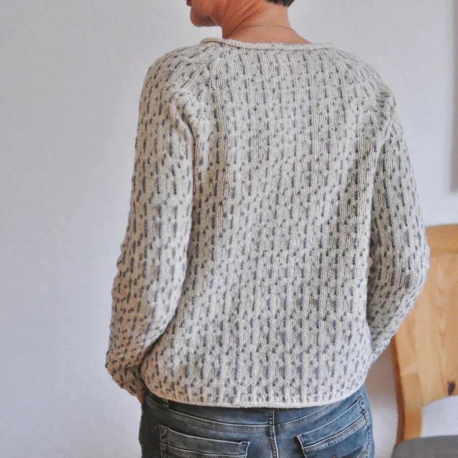 Victoria | Elegant Gray Sweater with Boat Neckline