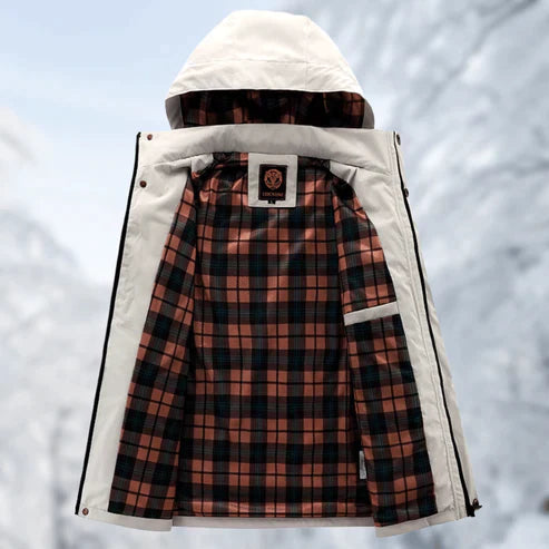 Cold Armor – A Warm and Weatherproof Jacket