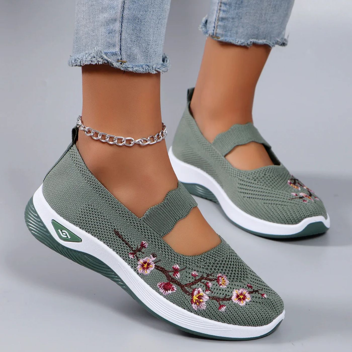 Leona | Stylish Breathable Orthopedic Shoes