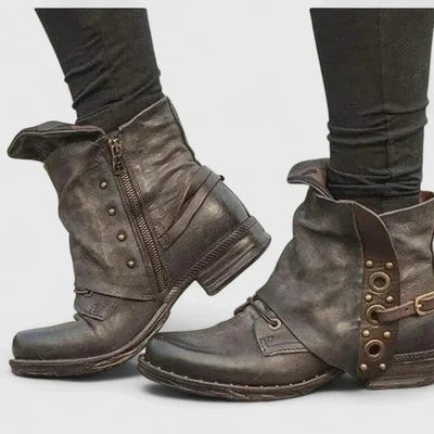Savannah - Rivet Boots