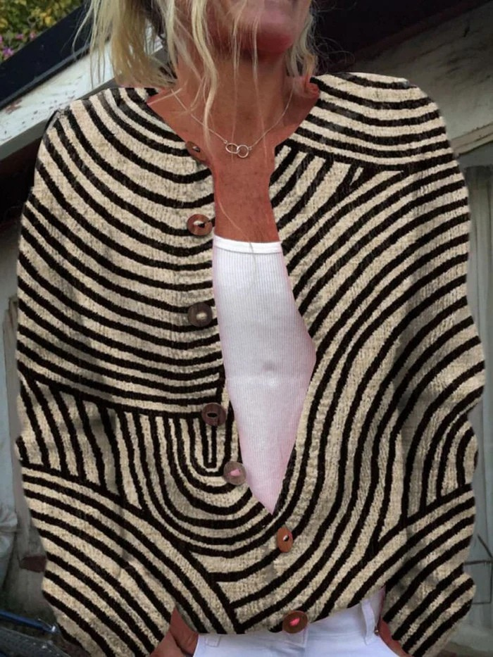 Riley | Retro Drawn Line Pattern Print Buttoned Cardigan Sweater