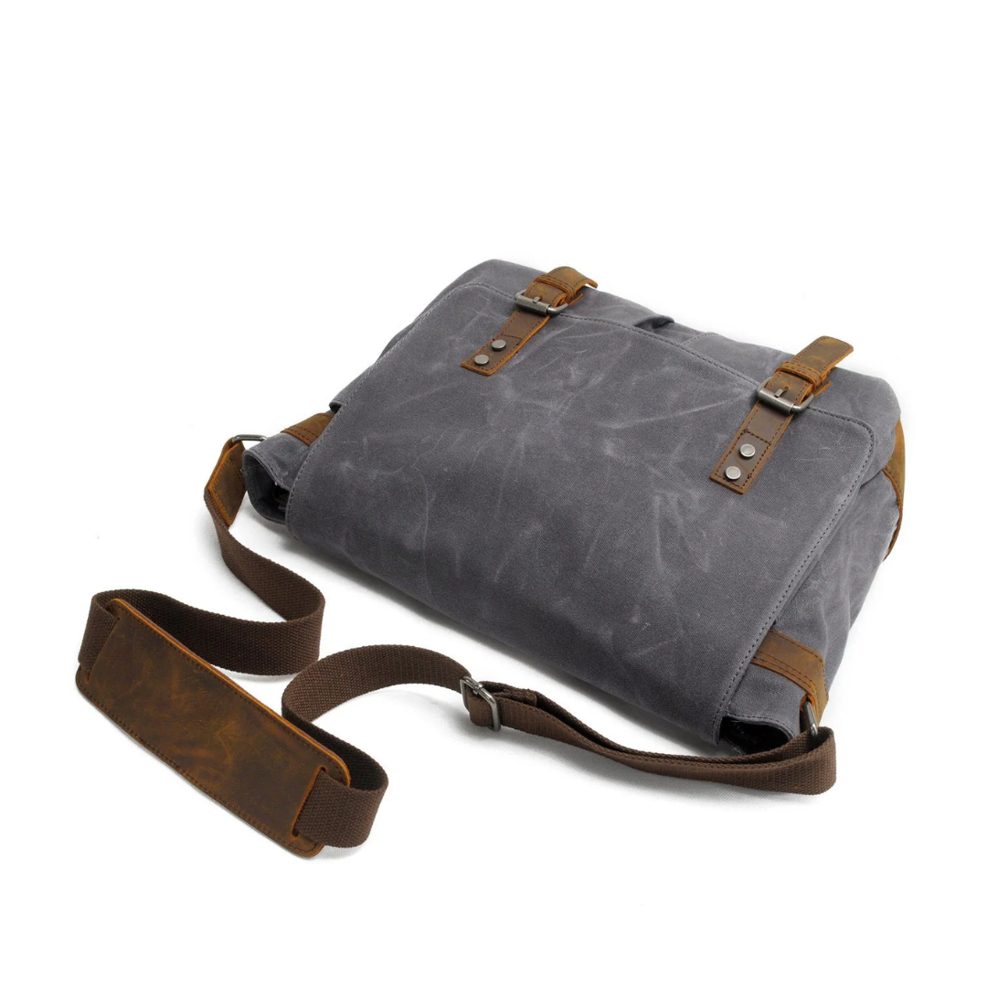 Drake | Waxed Accent Leather | Shoulder Bag